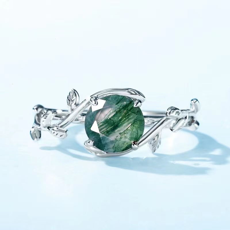 Fine Jewelry Moss Ring, with the complexity of eye-catching